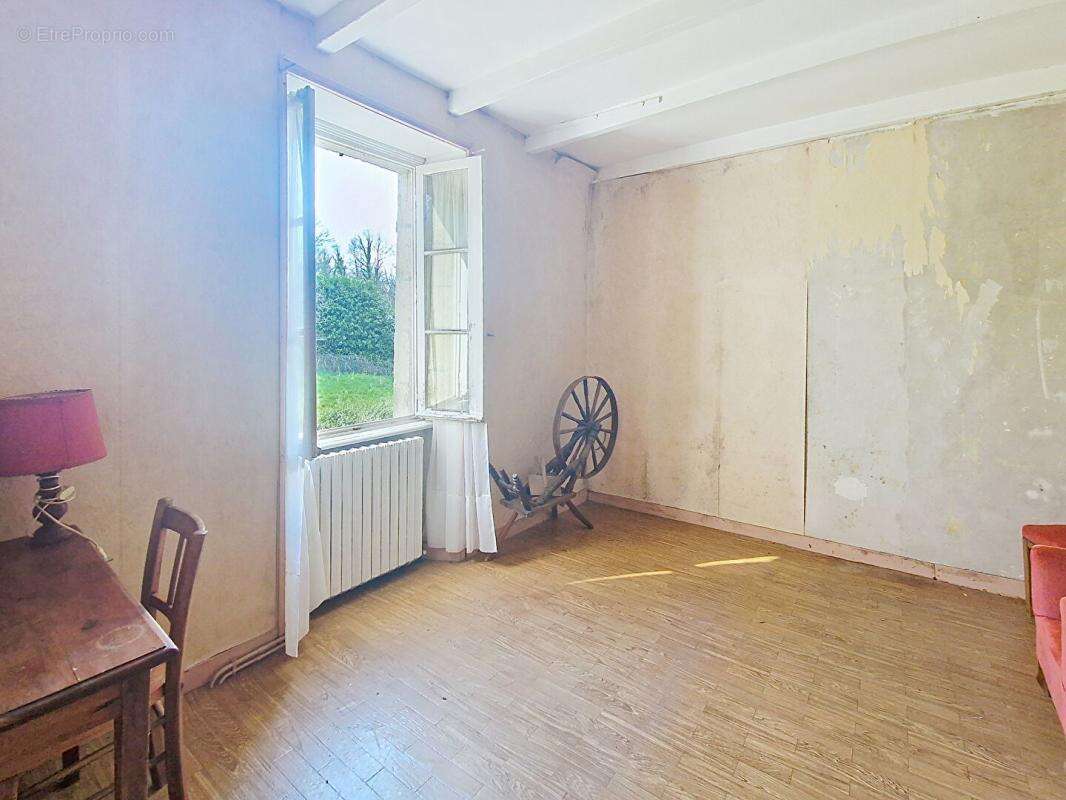 Maison à PLOUIGNEAU