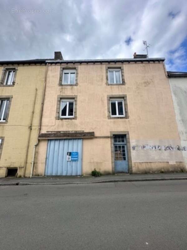 Appartement à CARHAIX-PLOUGUER