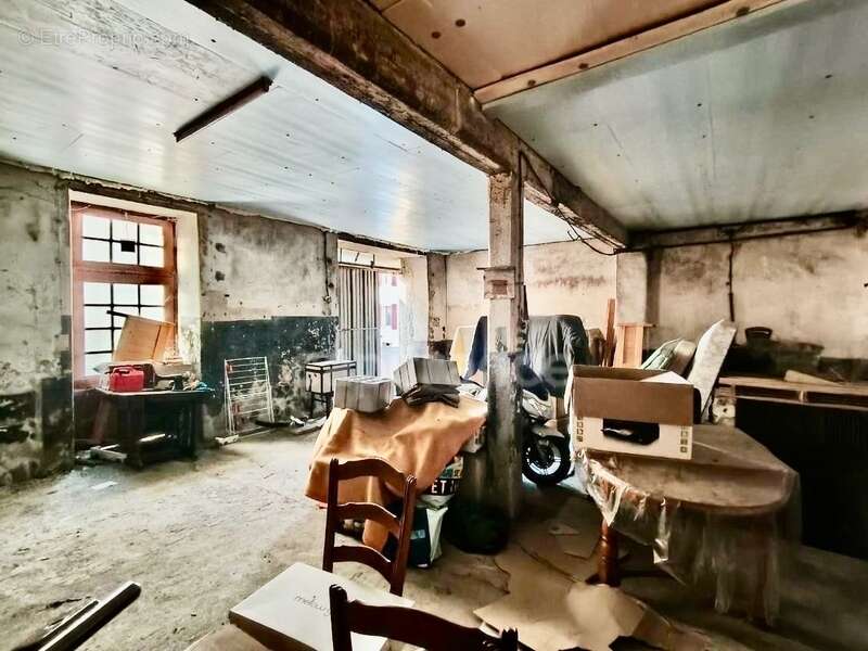 Appartement à CARHAIX-PLOUGUER