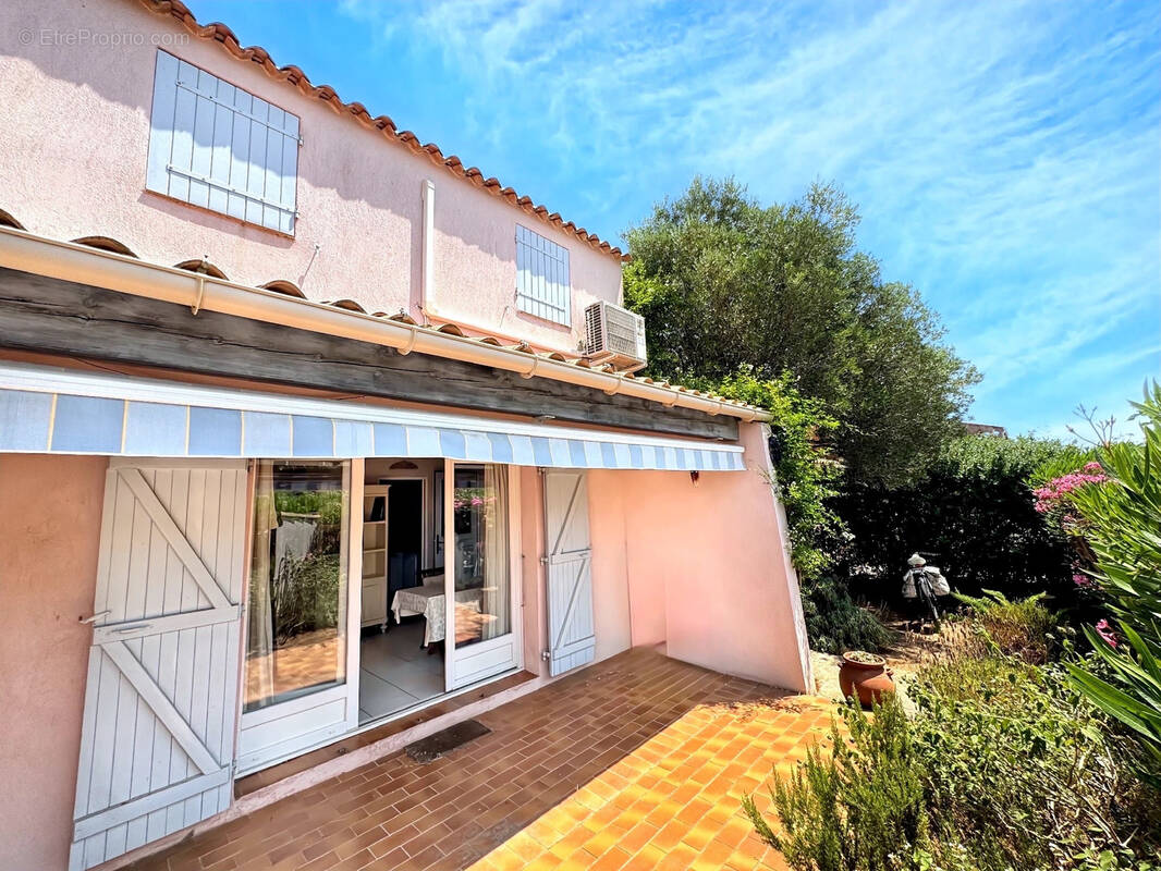 Maison à LA LONDE-LES-MAURES