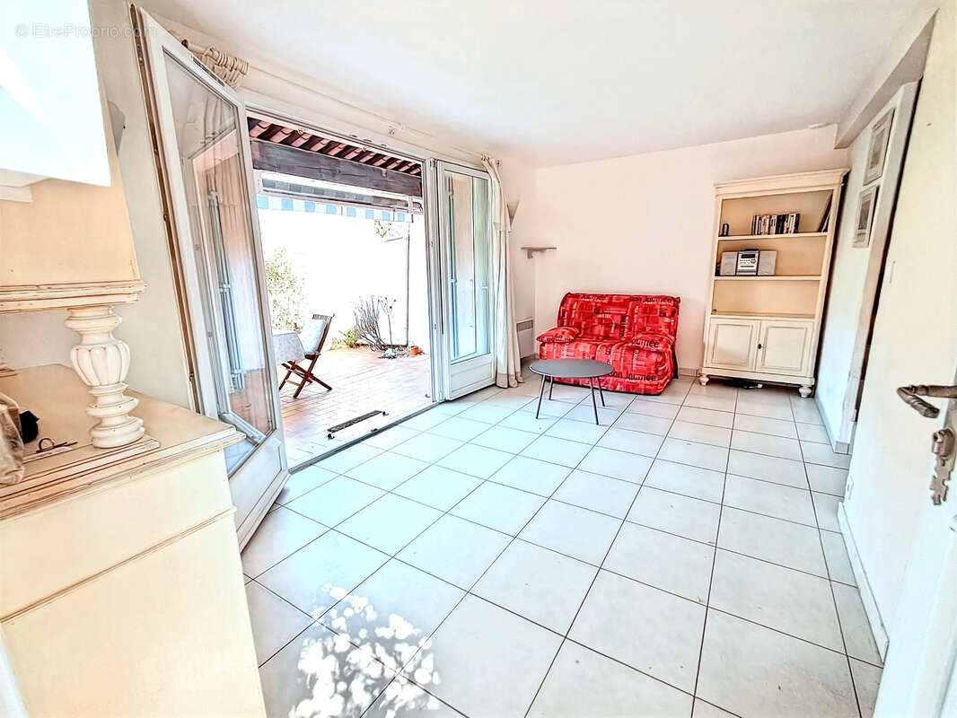 Maison à LA LONDE-LES-MAURES