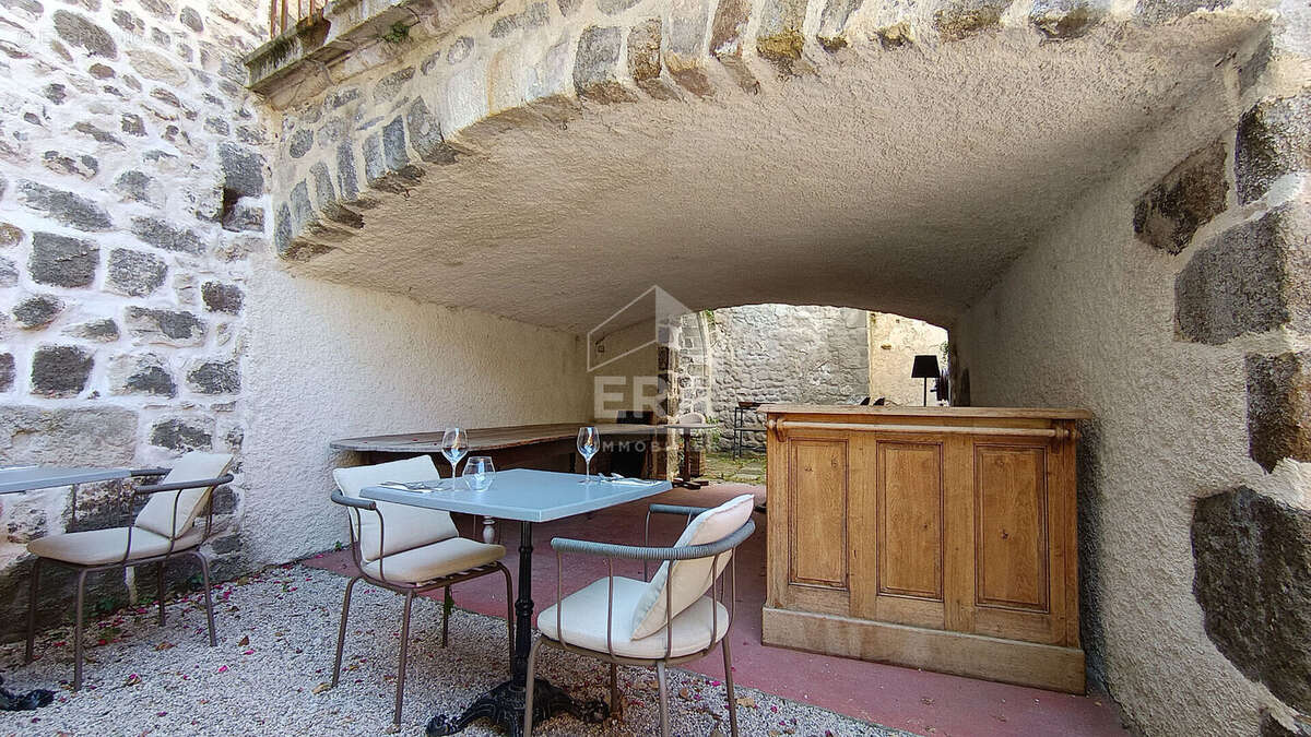 Autre à LE PUY-EN-VELAY