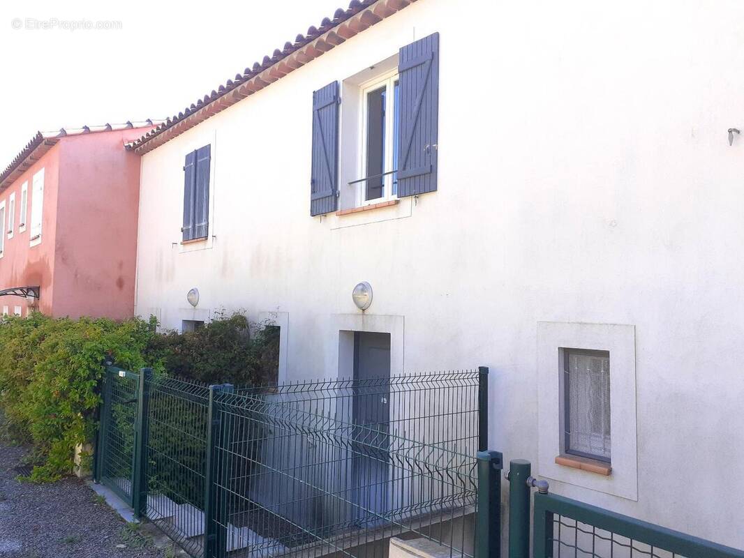   - Maison à DRAGUIGNAN