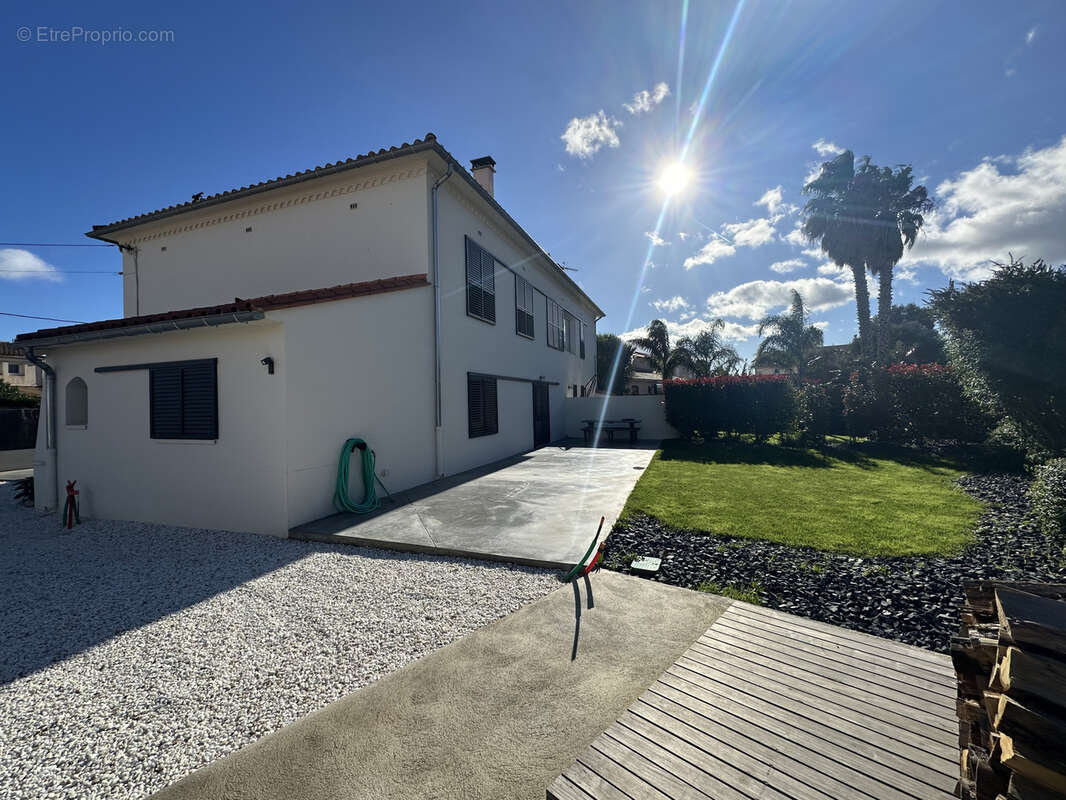 Maison à VILLELONGUE-DE-LA-SALANQUE