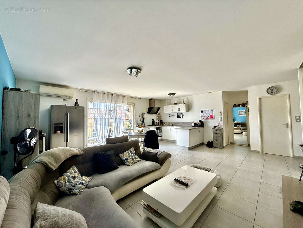 Maison à SAINT-THIBERY