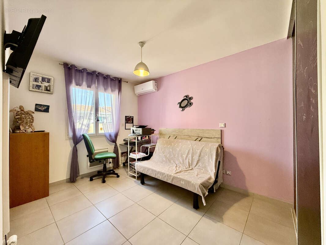 Maison à SAINT-THIBERY