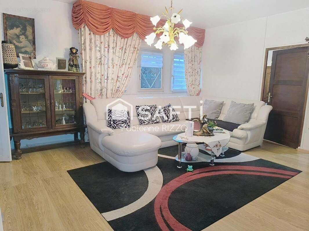 Photo 2 - Maison à COCHEREN