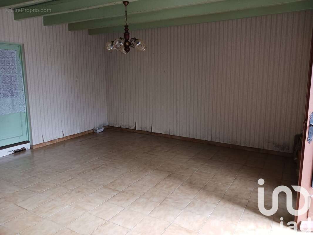 Photo 8 - Maison à LA CHAPELLE-BATON