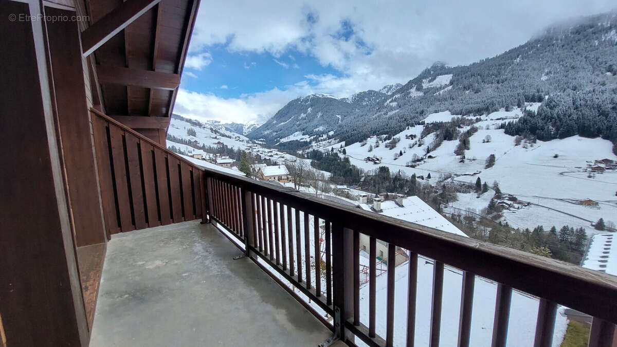 Appartement à HAUTELUCE