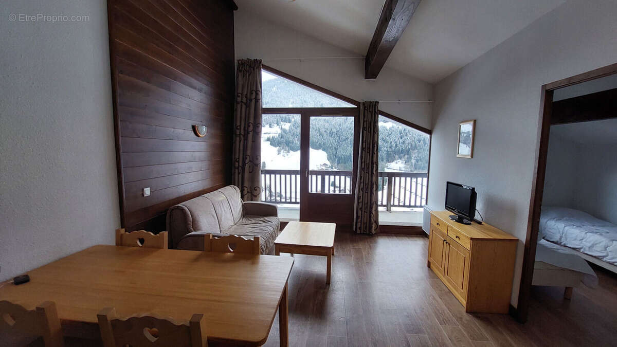 Appartement à HAUTELUCE