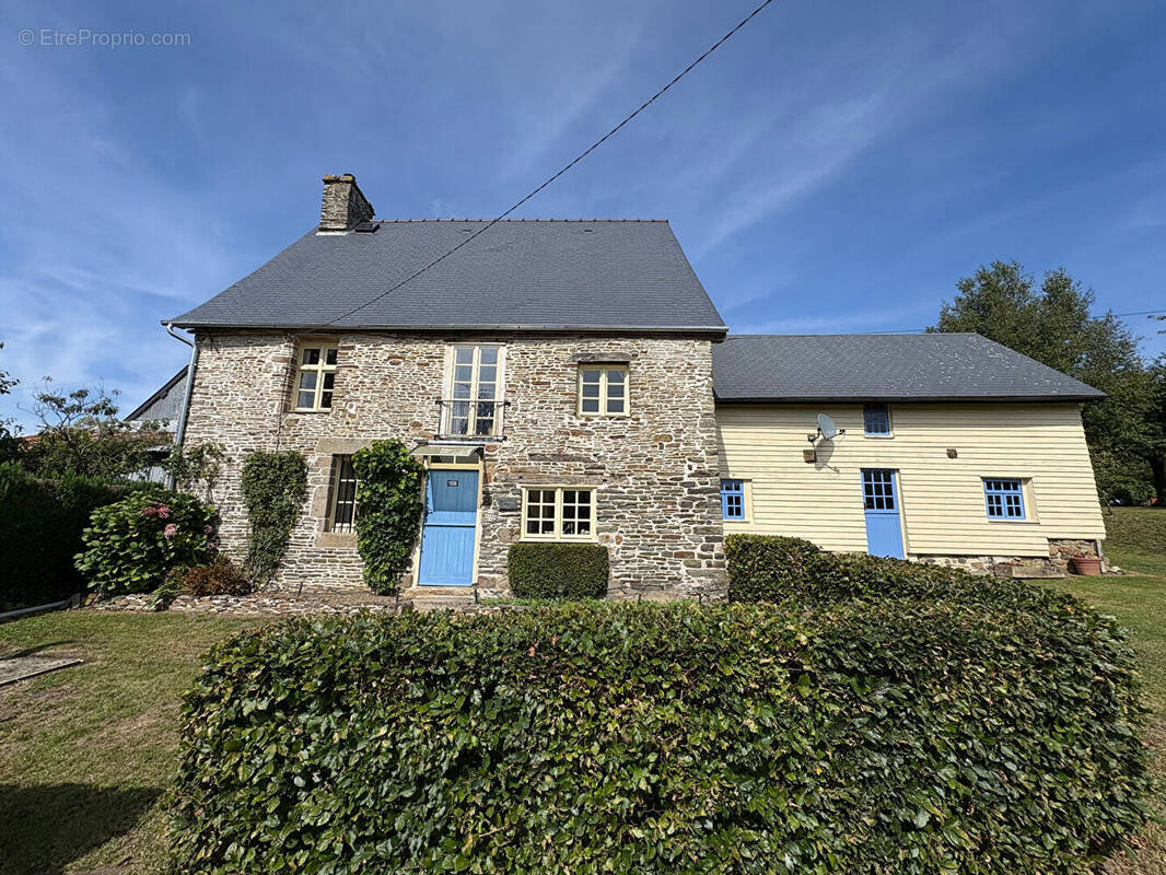 Maison à MORTAIN