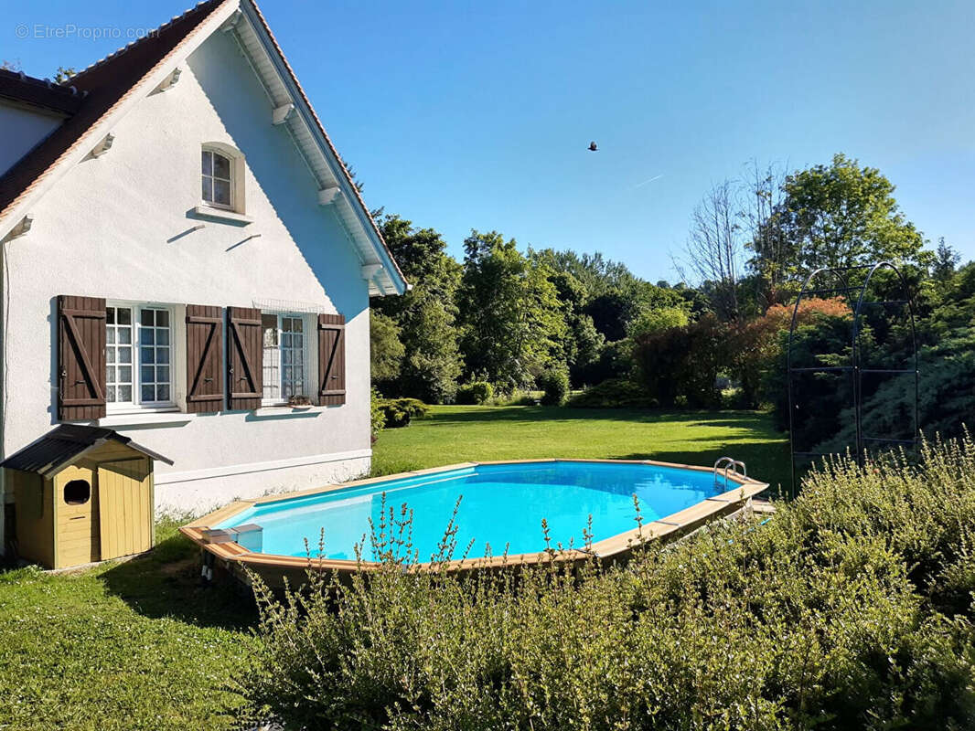 Maison à MAREIL-SUR-MAULDRE