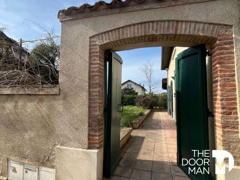 Maison à BEAUMONT-DE-LOMAGNE