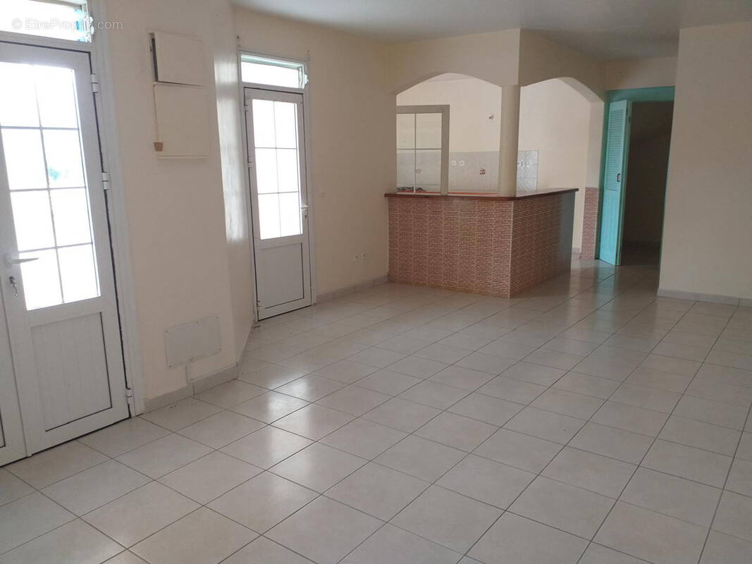 Appartement à GOYAVE