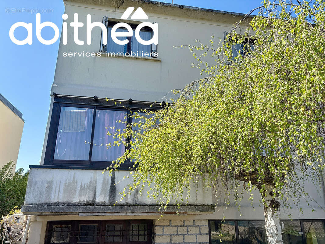 Maison à CHOISY-LE-ROI