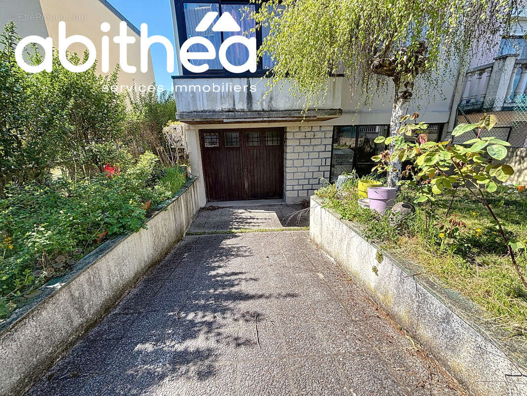 Maison à CHOISY-LE-ROI