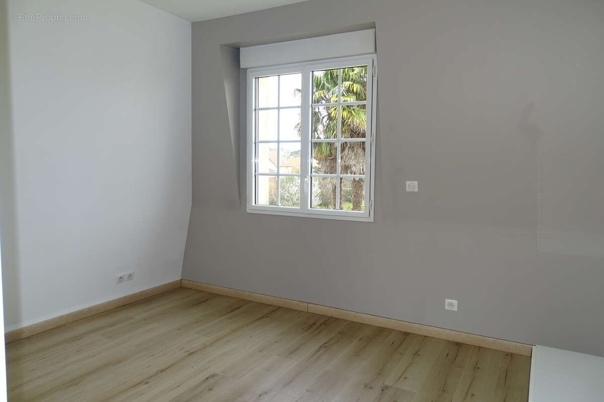 Maison à LIMEIL-BREVANNES