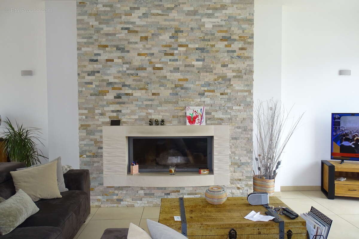 Maison à LIMEIL-BREVANNES