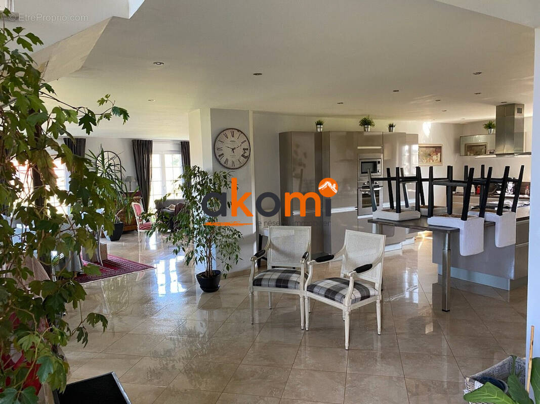 Maison à PROVENCHERES-SUR-FAVE