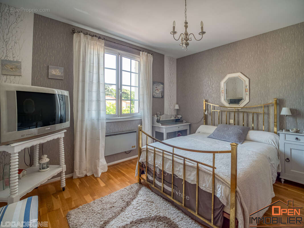 Maison à CASTELNAU-D&#039;ESTRETEFONDS