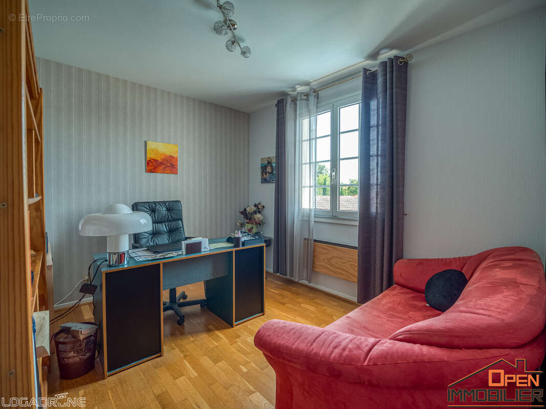 Maison à CASTELNAU-D&#039;ESTRETEFONDS