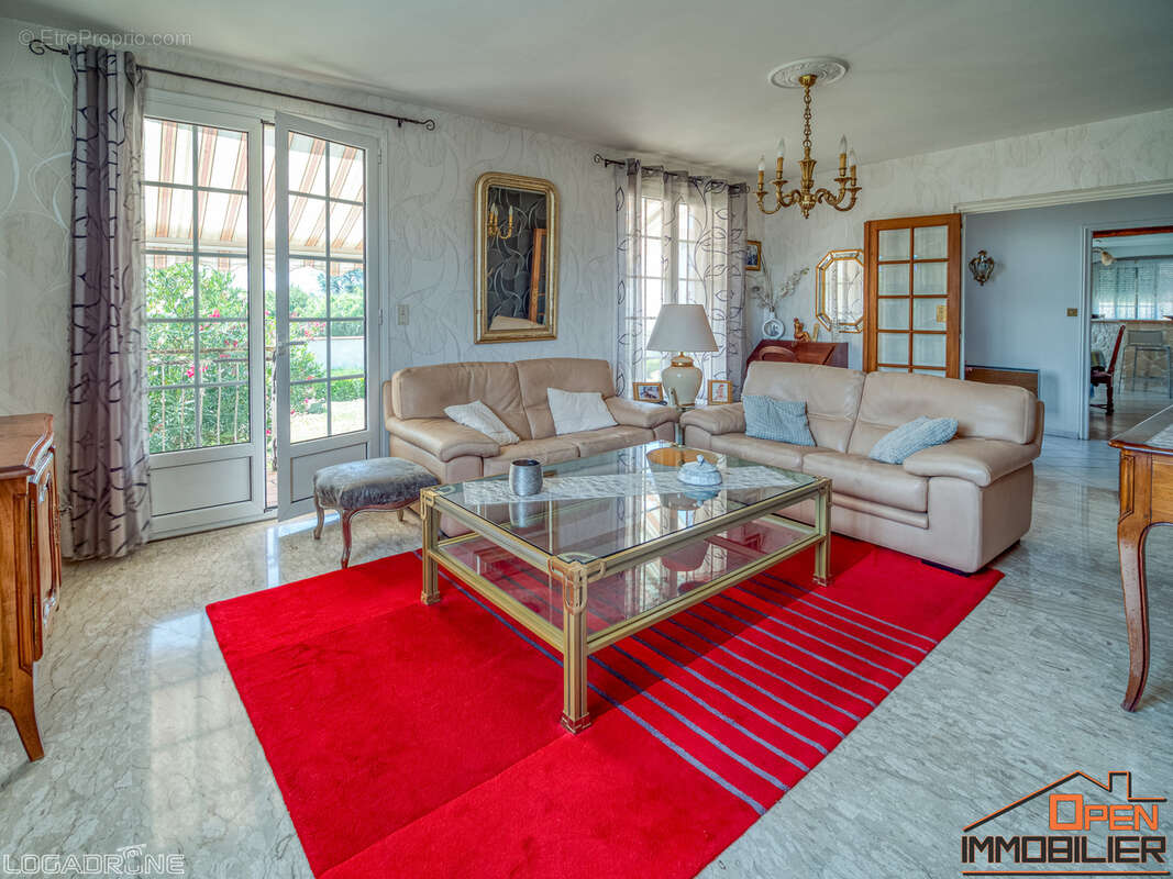 Maison à CASTELNAU-D&#039;ESTRETEFONDS