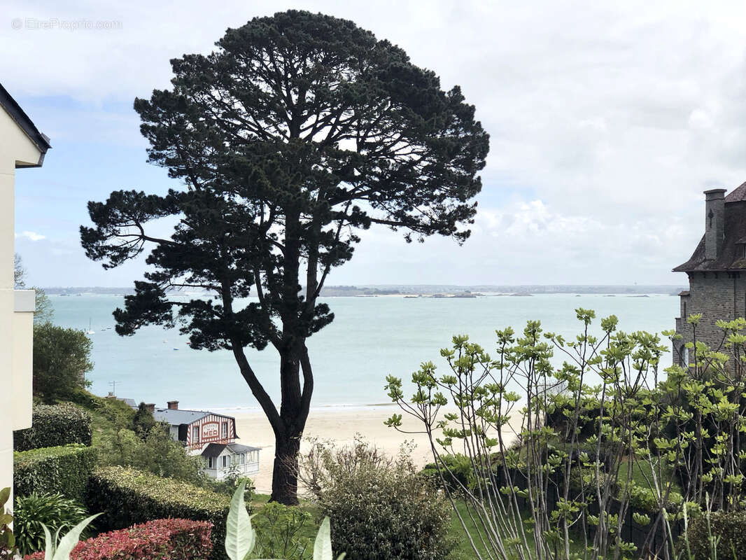 Appartement à PARIS