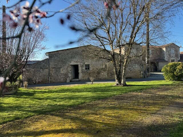 Maison à SAINTE-HERMINE
