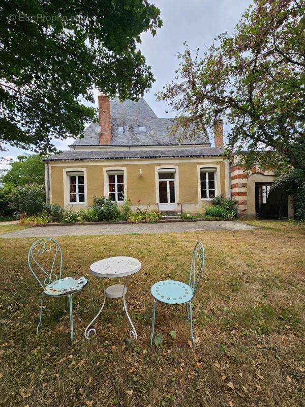 Maison à BEAUMONT-SUR-SARTHE