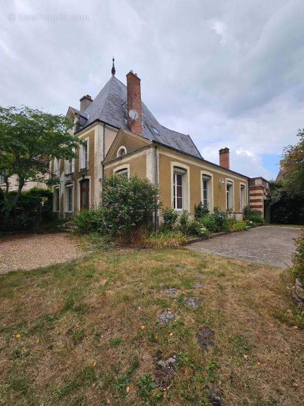Maison à BEAUMONT-SUR-SARTHE