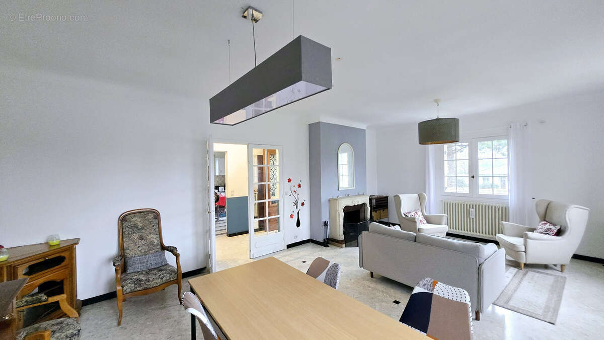 Maison à PORT-SAINTE-FOY-ET-PONCHAPT