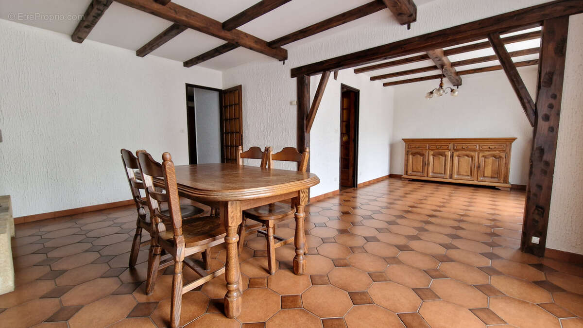 Maison à MARLY-LA-VILLE