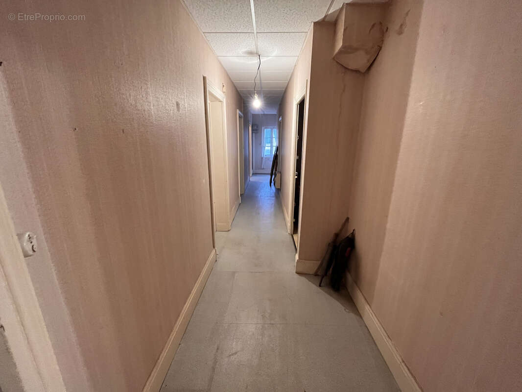 Maison à SAINT-GERAND-LE-PUY