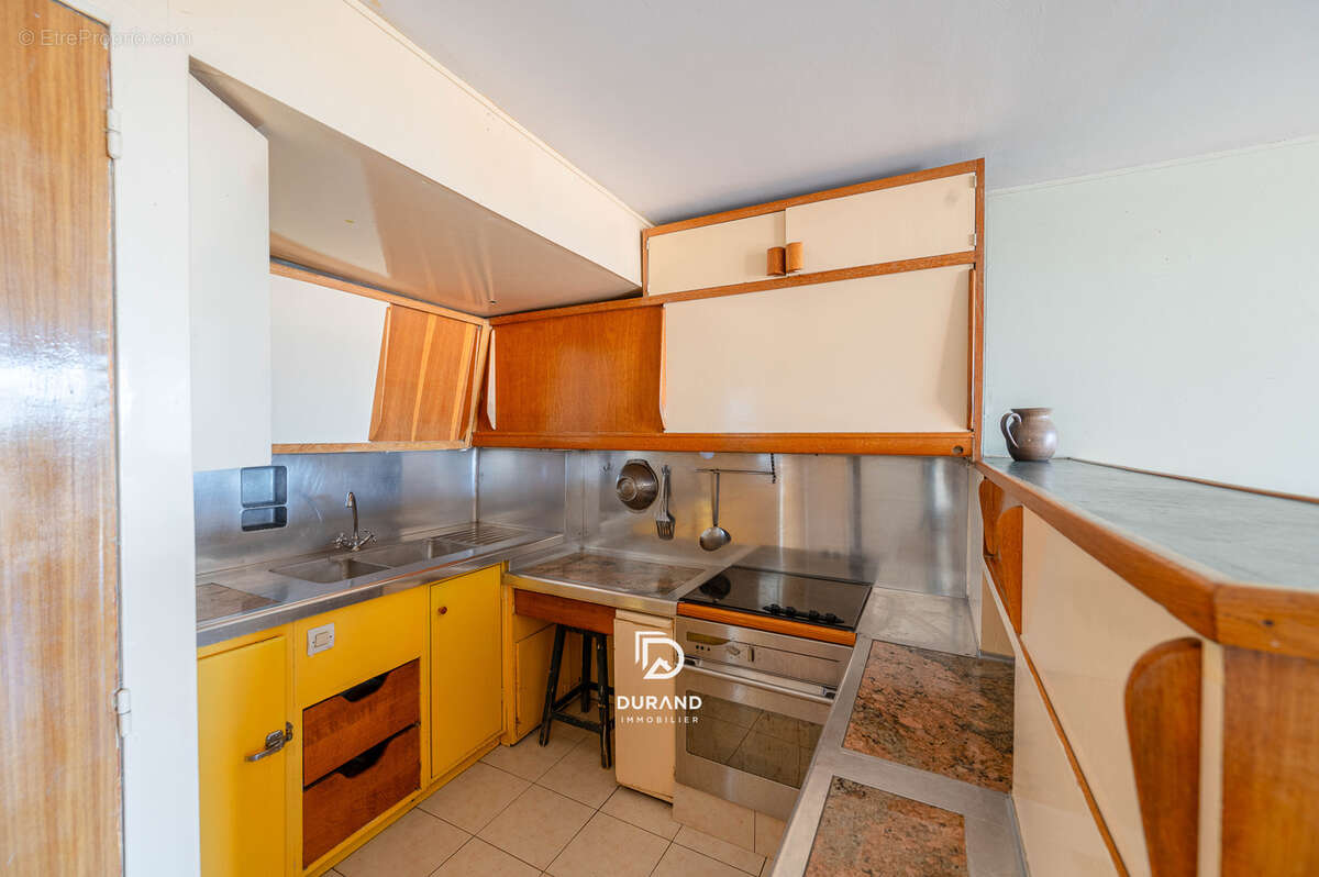 Appartement à MARSEILLE-8E