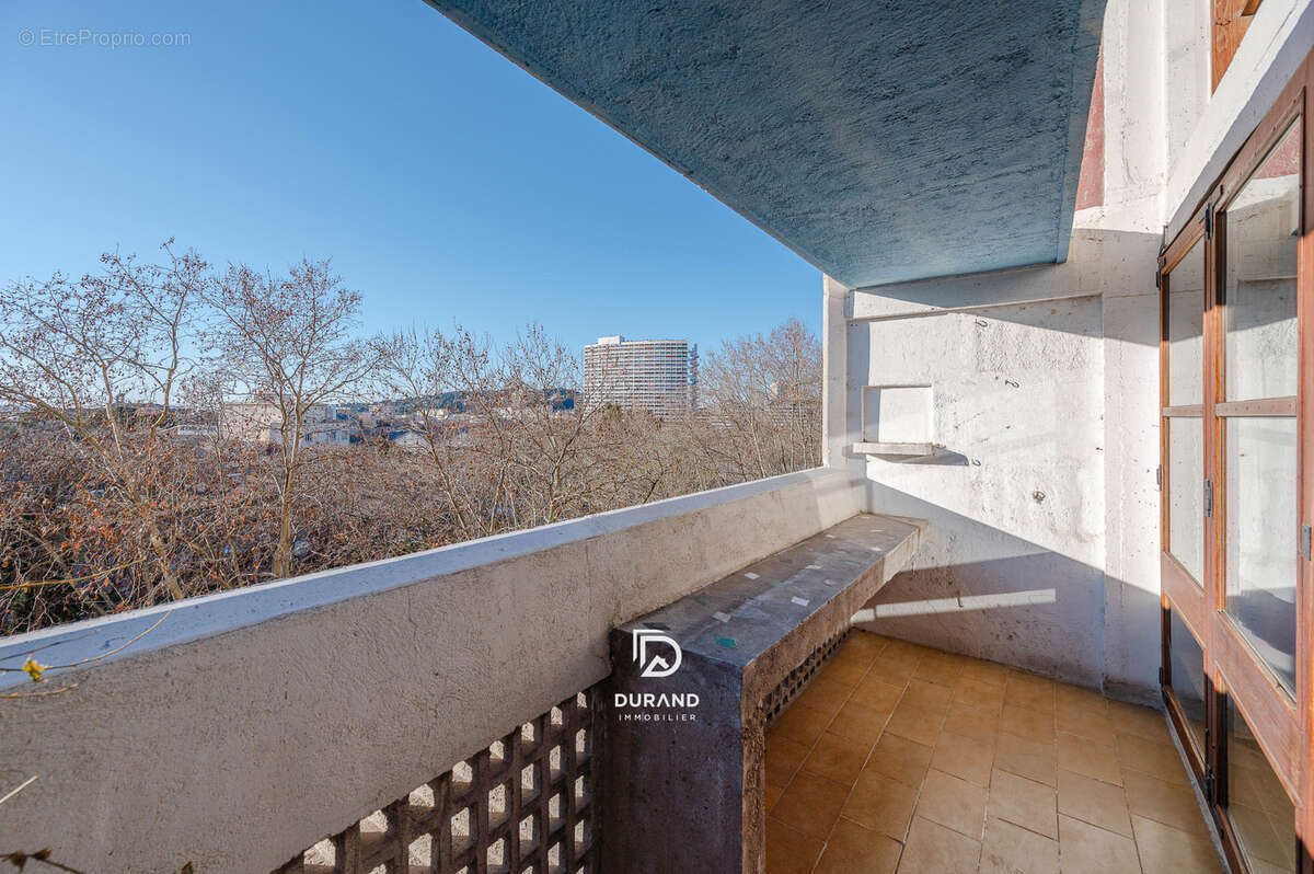 Appartement à MARSEILLE-8E