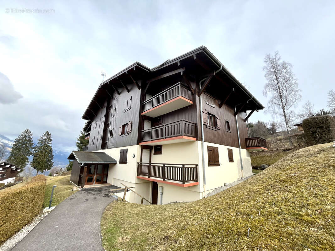 Appartement à COMBLOUX