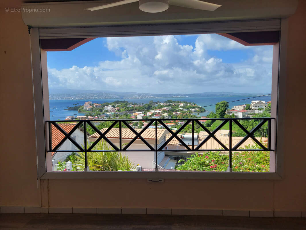 Appartement à LES TROIS-ILETS