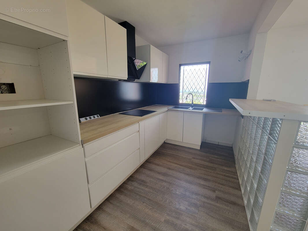 Appartement à LES TROIS-ILETS