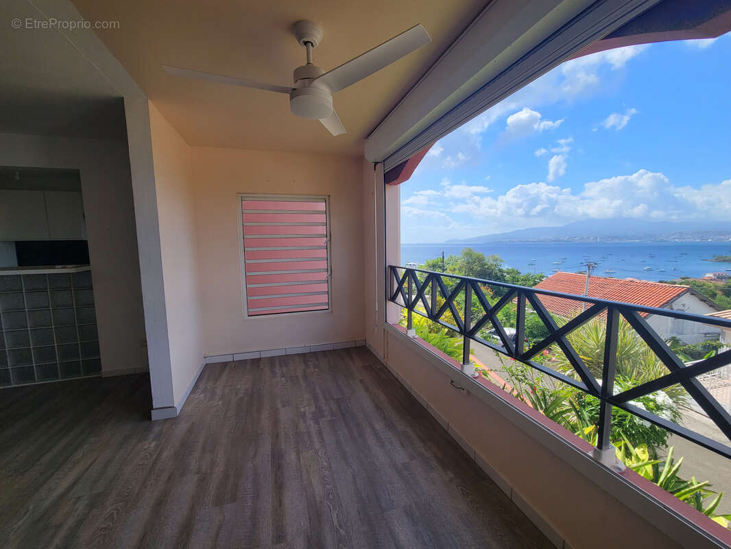 Appartement à LES TROIS-ILETS