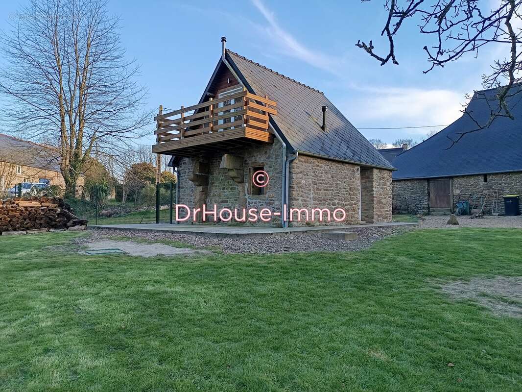 Maison à LOUVIGNE-DU-DESERT