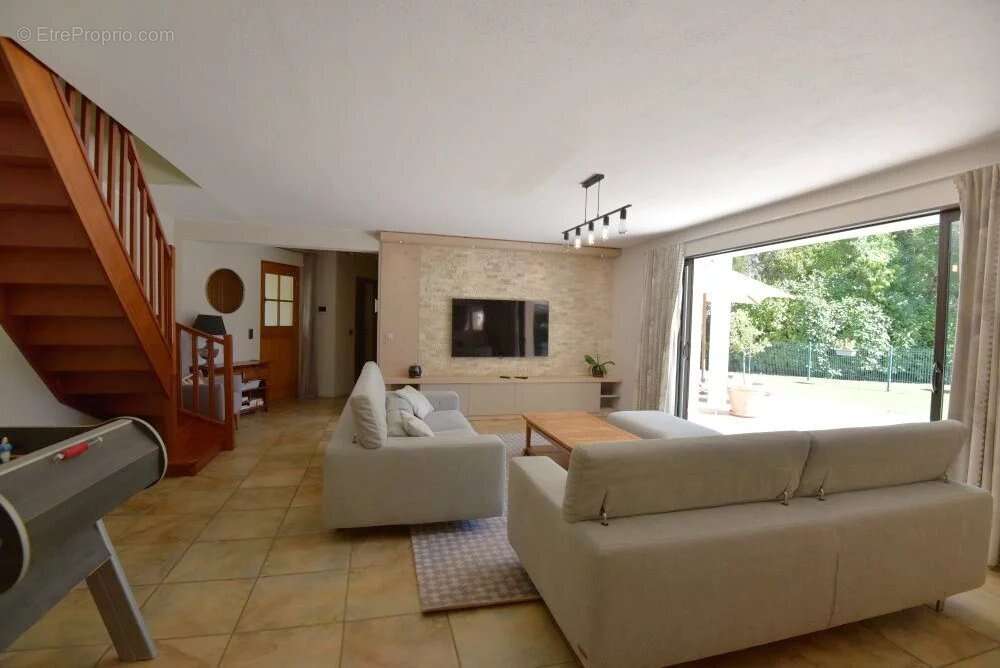 Maison à SAINT-PAUL-EN-FORET