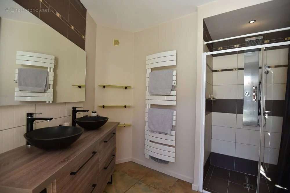 Maison à SAINT-PAUL-EN-FORET