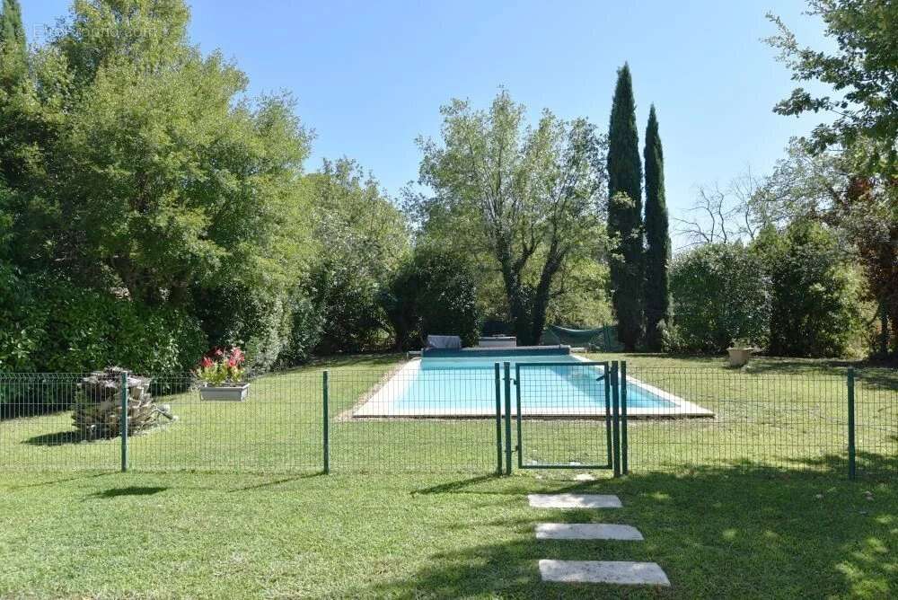 Maison à SAINT-PAUL-EN-FORET