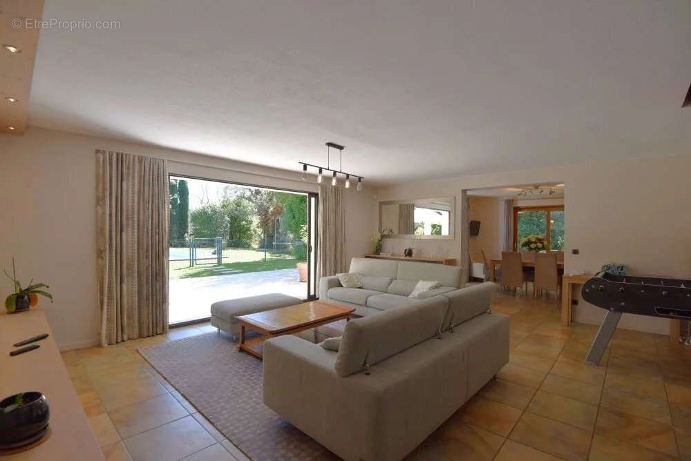 Maison à SAINT-PAUL-EN-FORET