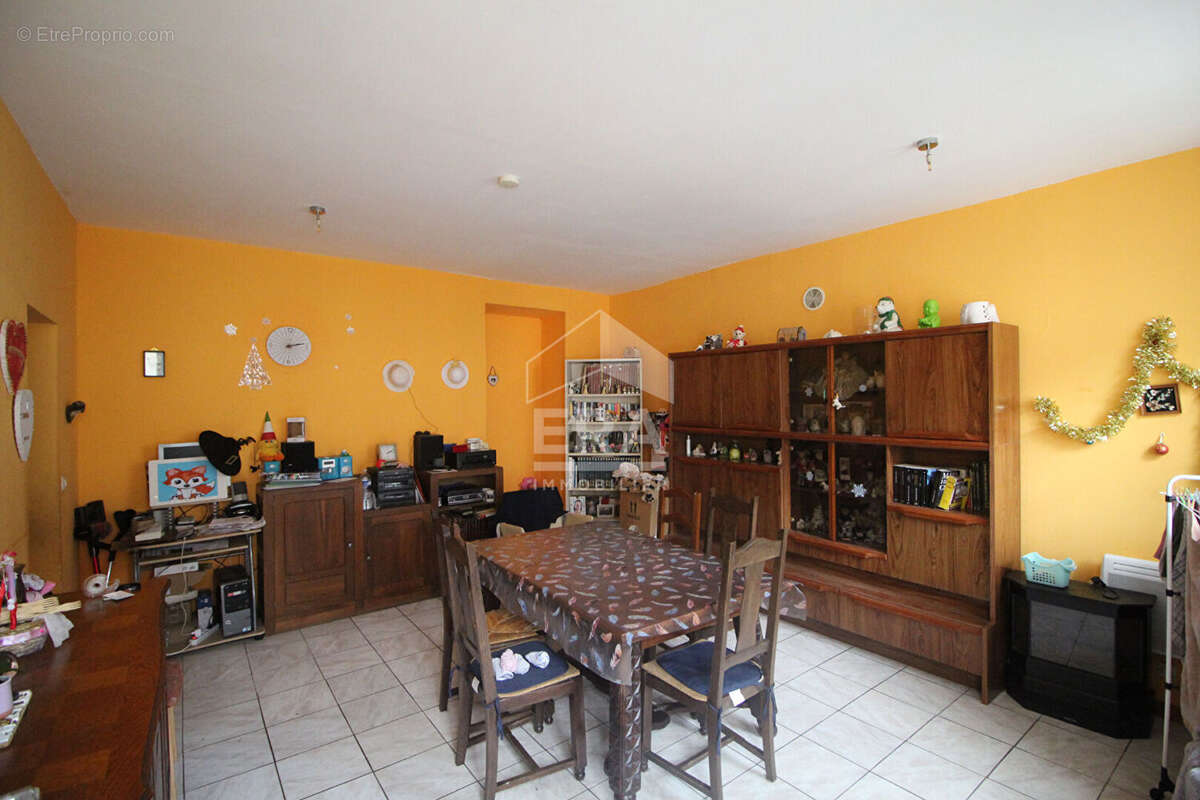 Appartement à FOURCHAMBAULT