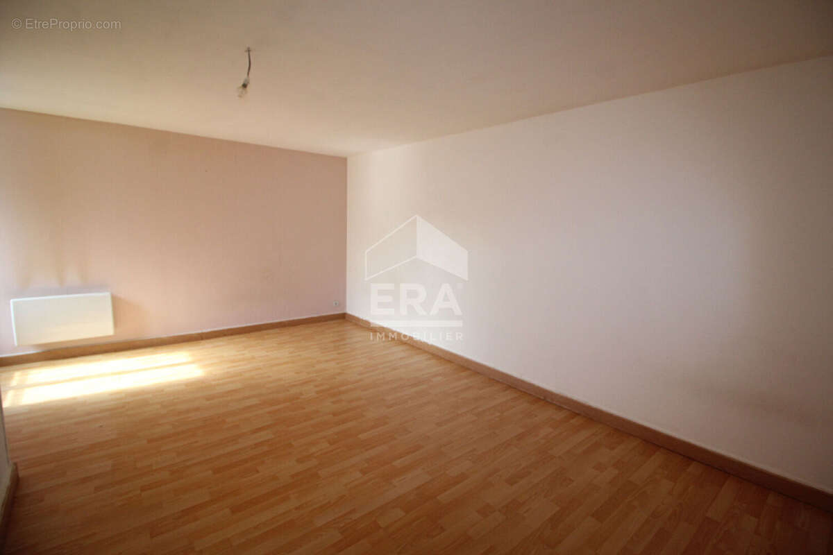 Appartement à FOURCHAMBAULT