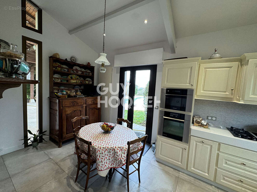 Maison à CASTELJALOUX