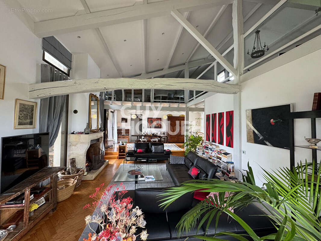 Maison à CASTELJALOUX