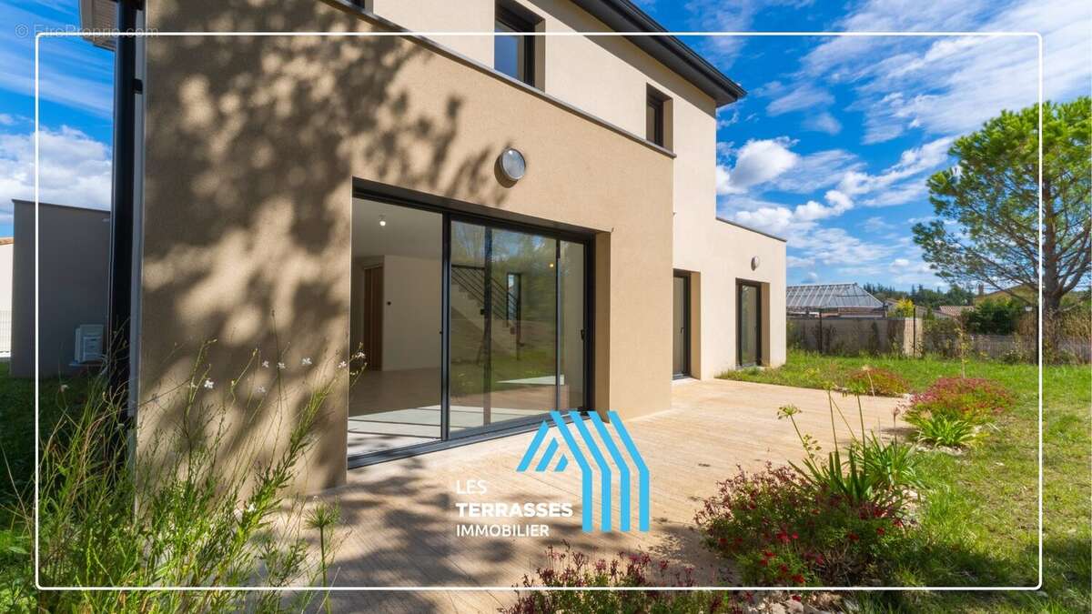 Maison à MONTELIMAR