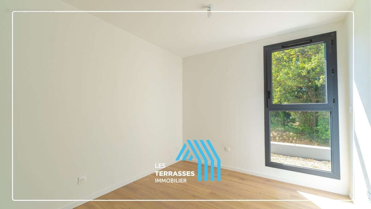 Maison à MONTELIMAR